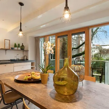 Lovely Jordaan Apartment